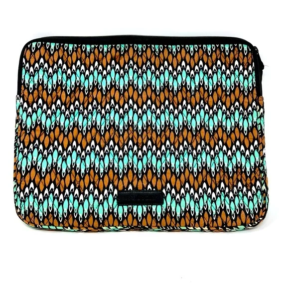 VERA BRADLEY Case Sleeve iPad Tablet Navy Blue Quilted  VERA BRADLEY Quilted Tablet SLEEVE WITH ZIP main image 1